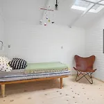 Sommerhus Taet Pa Bornevenlig Strand I Kulhuse *