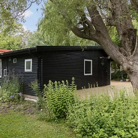 Close To The In * Kulhuse